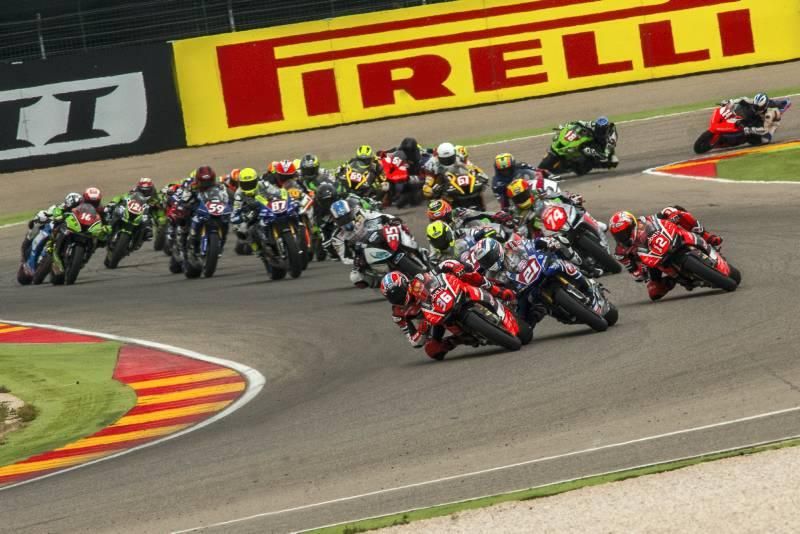 Las imágenes de la Carrera 2 de World Superbike en MotorLand