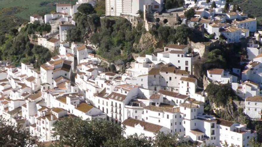 Vista panorámica del casco histórico de Casares.