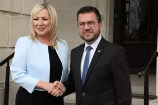 Aragonès recaba el apoyo al referéndum de la ministra principal de Irlanda del Norte