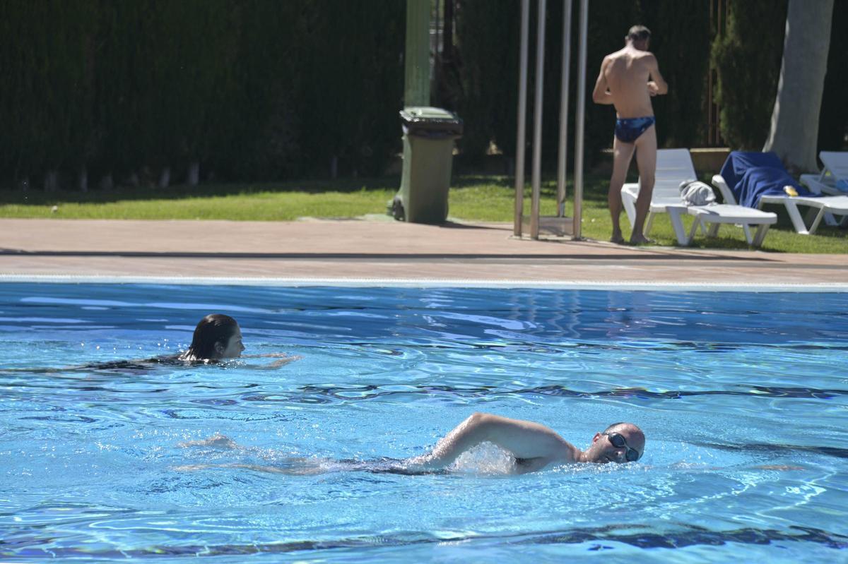 Así ha sido el día 1 de piscinas en Elche