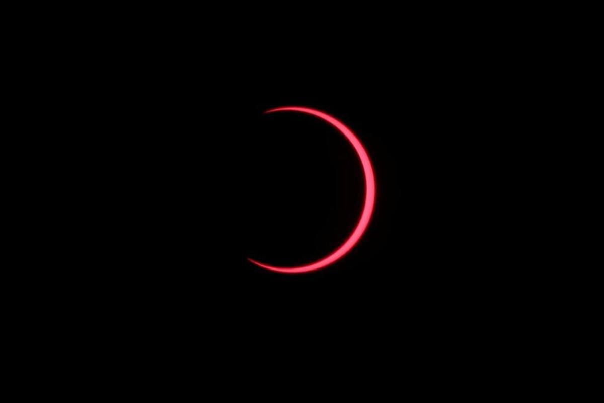 Eclipsi solar anular vist des d'Indonèsia, l'Aràbia Saudita o Tailàndia