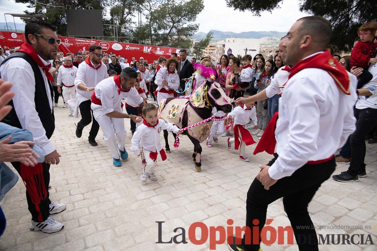 Desfile infantil en las Fiestas de Caravaca (Bando Caballos del Vino)