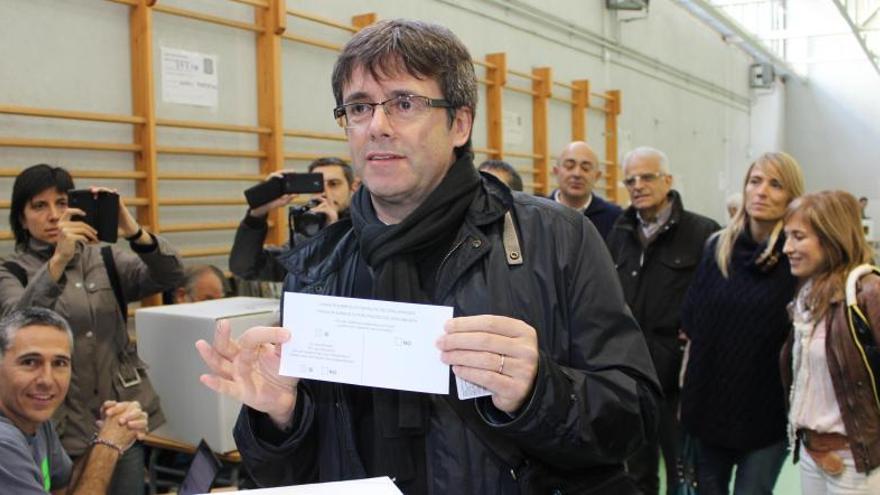 Puigdemont matina per votar &#039;Sí/Sí&#039;