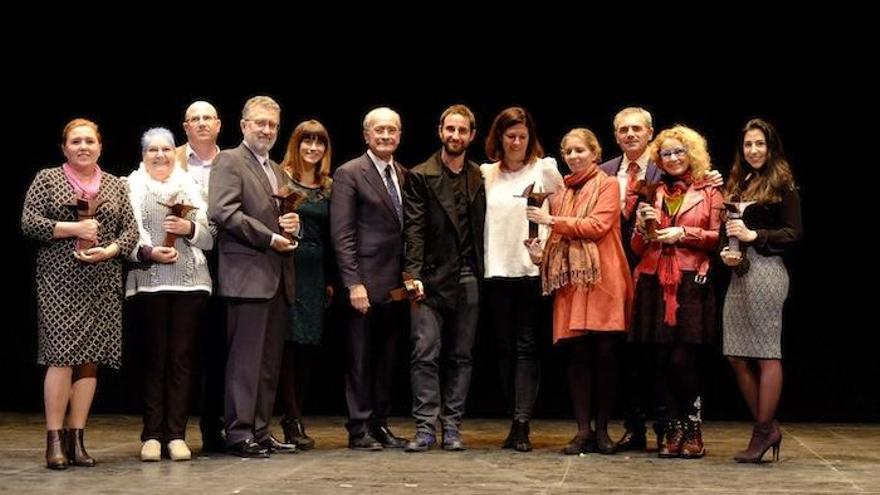 Foto de familia de los premiados en la gala.