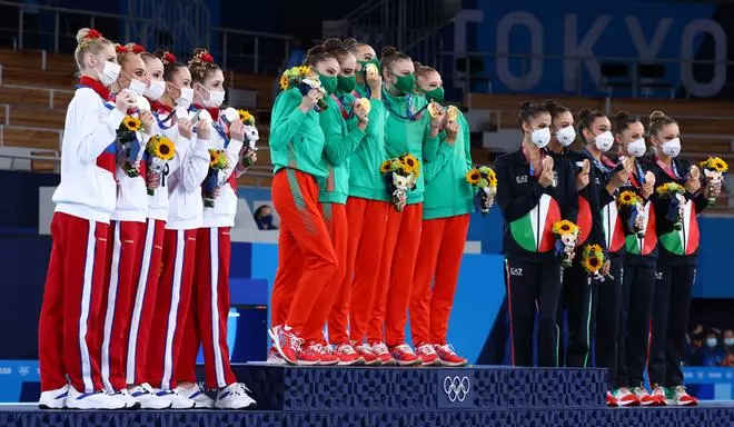 Bulgaria destrona al equipo ruso en gimnasia rítmica