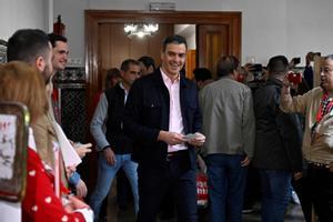 El PSOE s’estavella i perd gran part del seu poder territorial