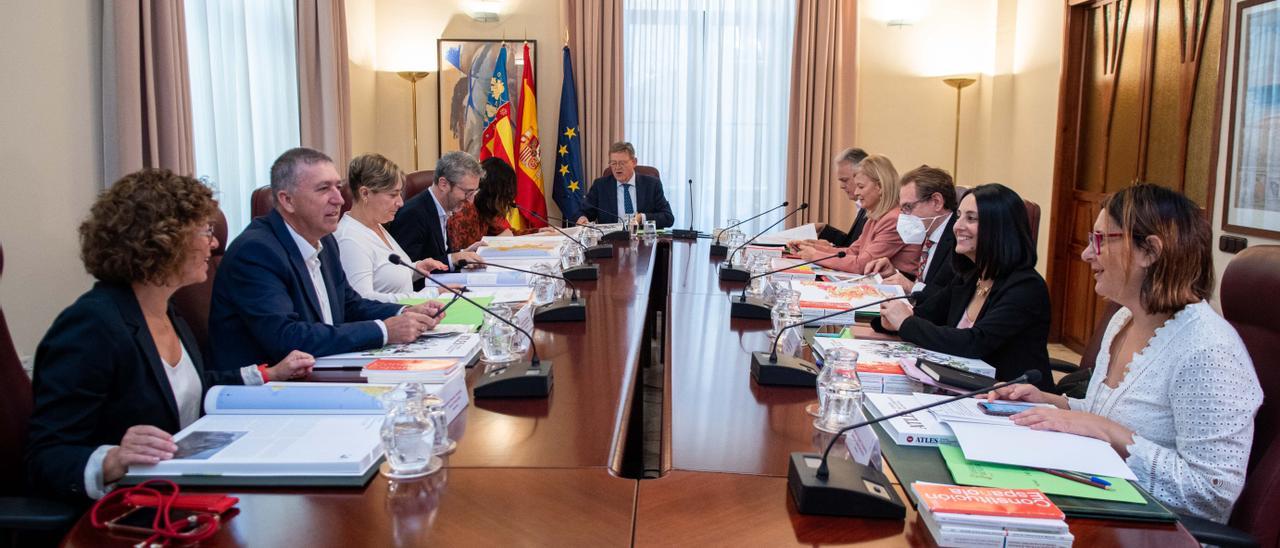 Imagen de archivo de una reunión del pleno del Consell en Castelló