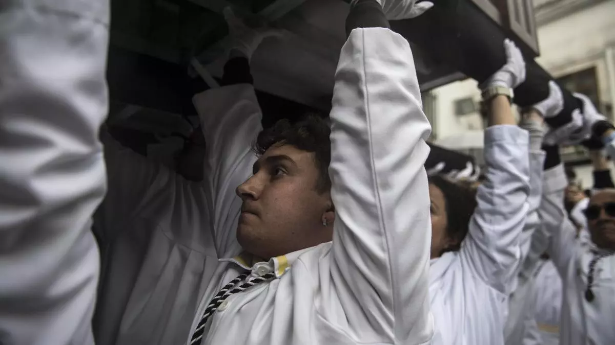 Así hemos narrado el Domingo de Resurrección en Cáceres