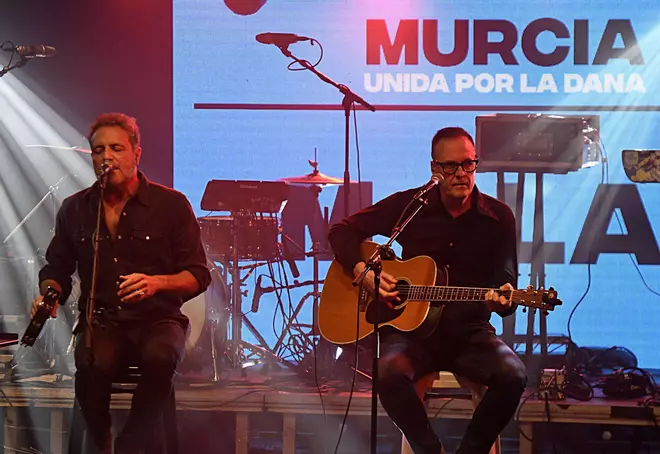 Todas las imágenes del festival solidario ‘Som València’ en Murcia