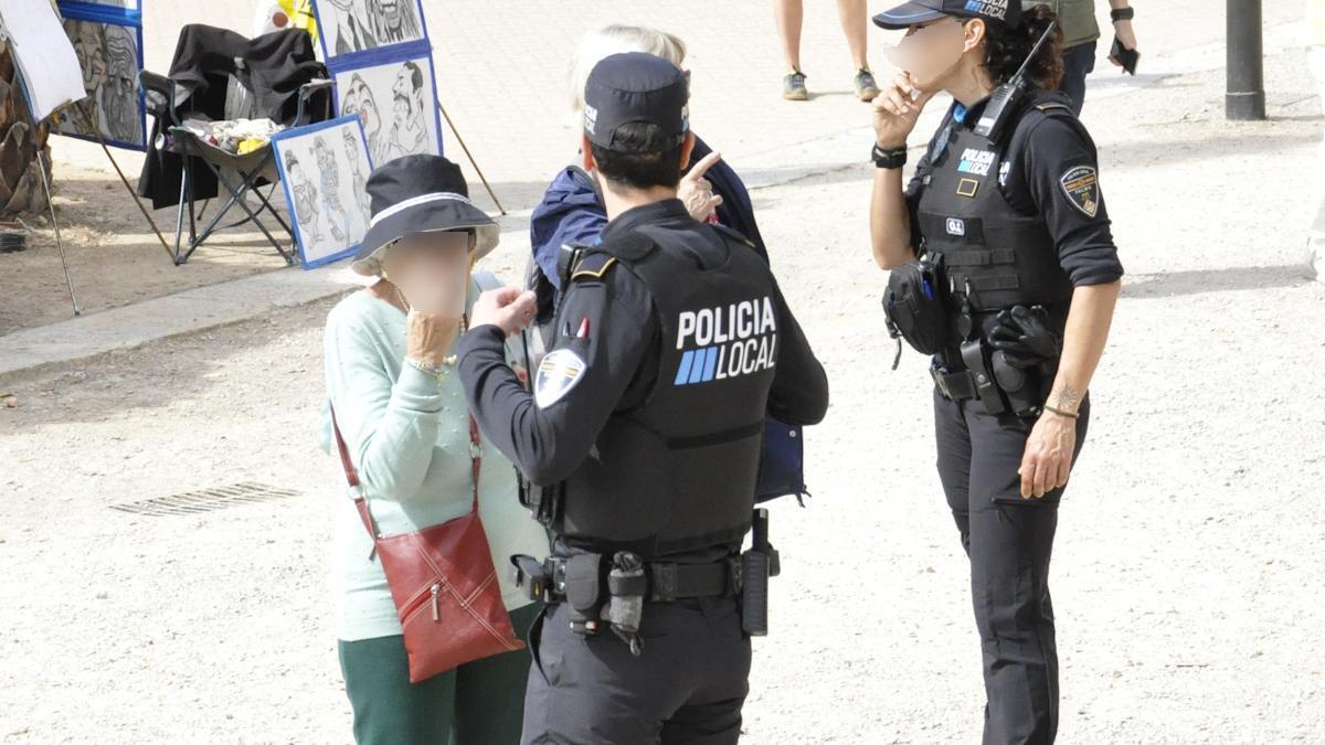 Agentes de la Policía Local de Palma, en una imagen de archivo.