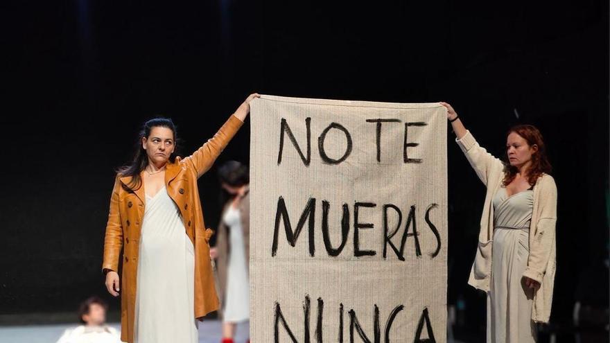 De Benimaclet a Manhattan Los Teloneros llevan su teatro a Nueva York