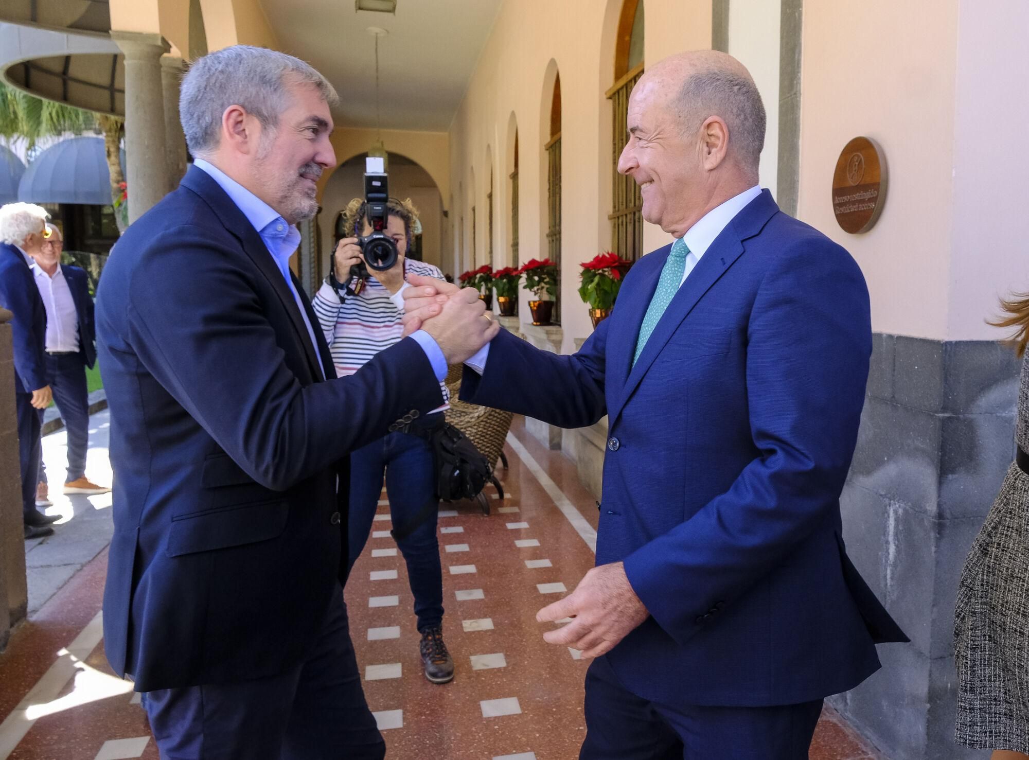 Comida navideña de la Confederación Canaria de Empresarios (CCE) en Las Palmas de Gran Canaria