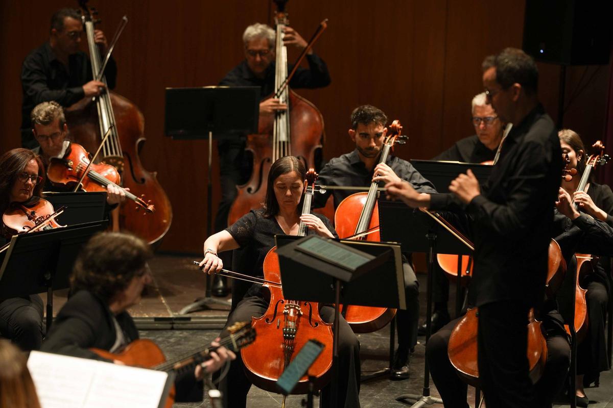 Juan Manuel Cañizares y la Orquesta de Córdoba reinventan a Falla desde la guitarra flamenca