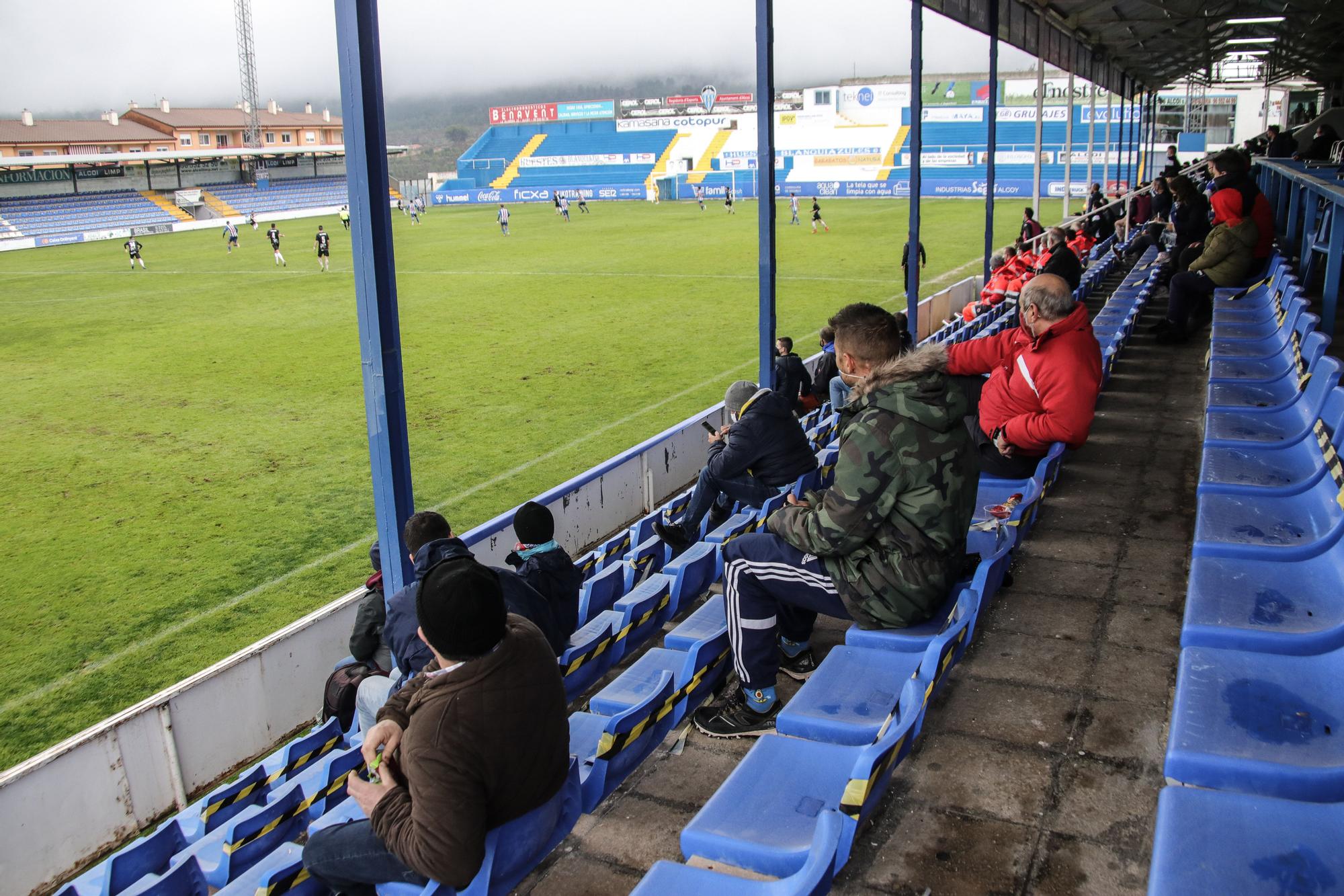 Alcoyano - Peña Deportiva: Las imágenes del partido