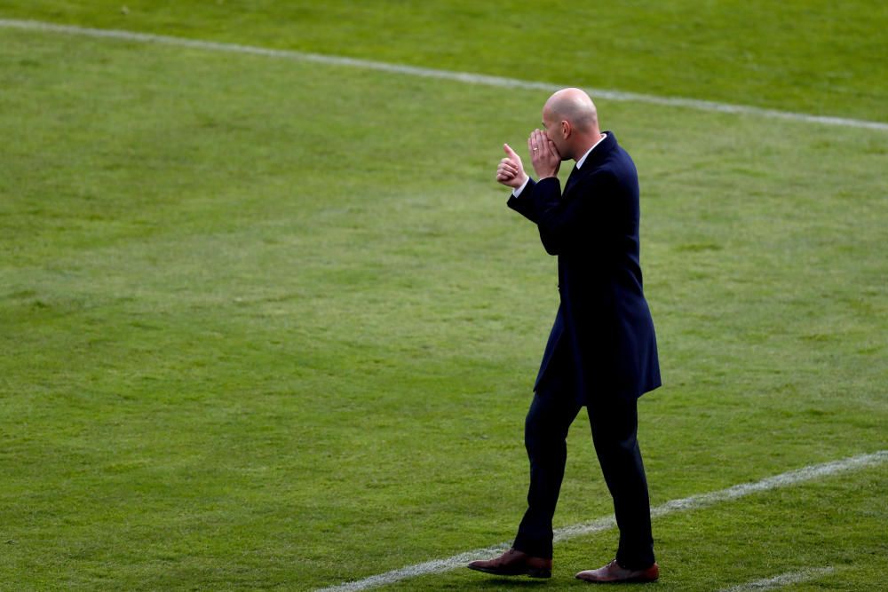 Imágenes del partido entre Getafe y Real Madrid en el Coliseum.