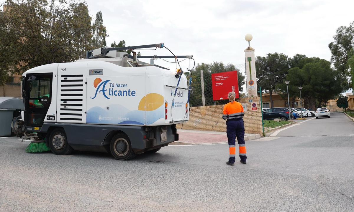 Exterior de la residencia CAMP Santa Faz, este miércoles Exterior de la residencia CAMP Santa Faz, este miércoles