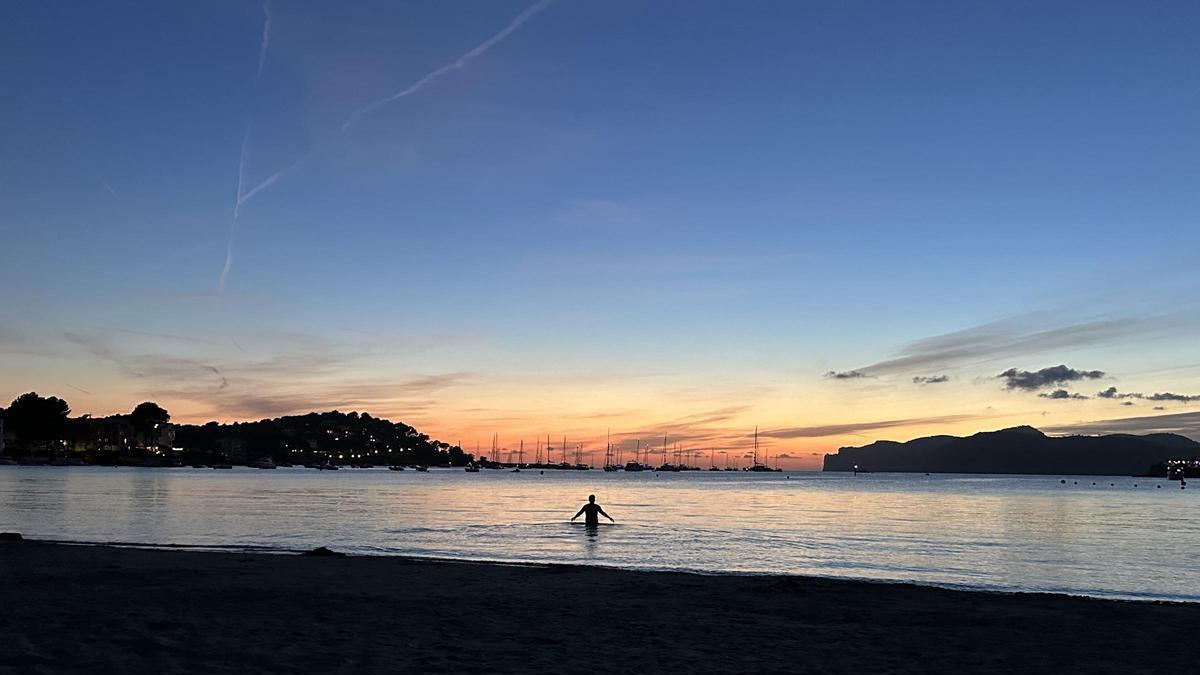 Meer-wie-eine-Badewanne-berdurchschnittlich-hohe-Wassertemperaturen-sorgen-f-r-Tropenn-chte-auf-Mallorca