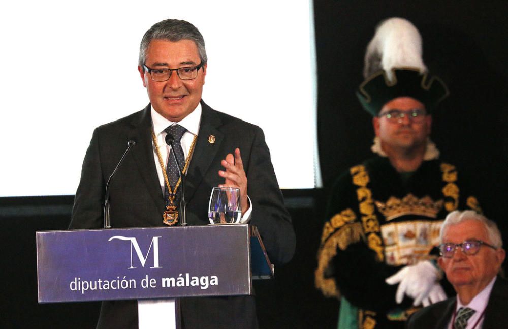 La Diputación ha entregado este viernes las Medallas de Oro del Día de Málaga en la iglesia Nuestra Señora del Rosario de La Cala del Moral