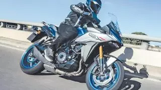 Novedades Top para 2024: Suzuki GSX-8R Y GSX-S1000GX