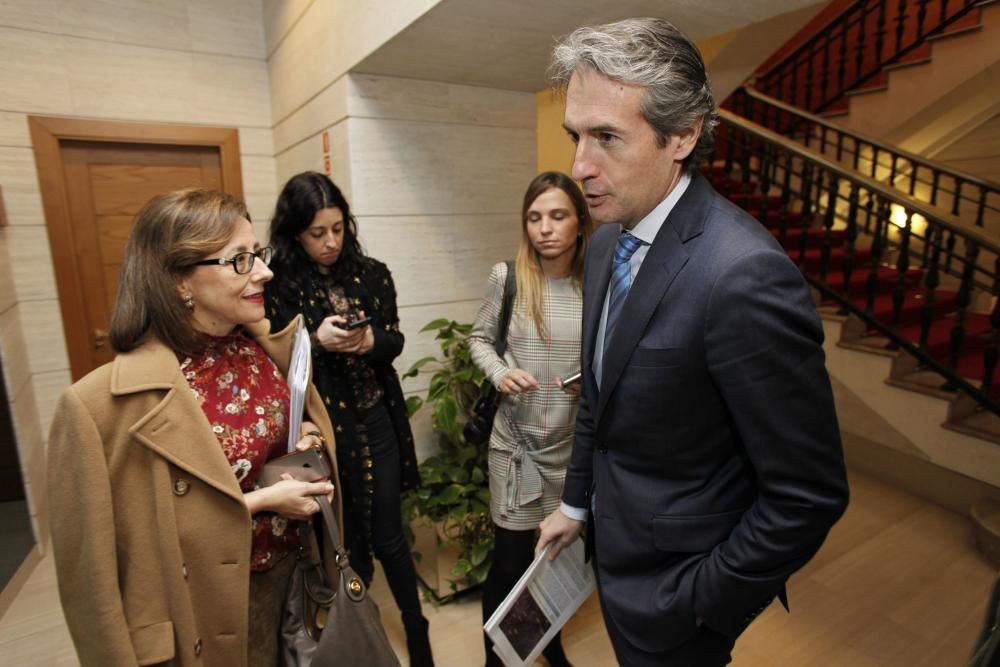 Visita a Gijón del Ministro de Fomento, Íñigo de la Serna