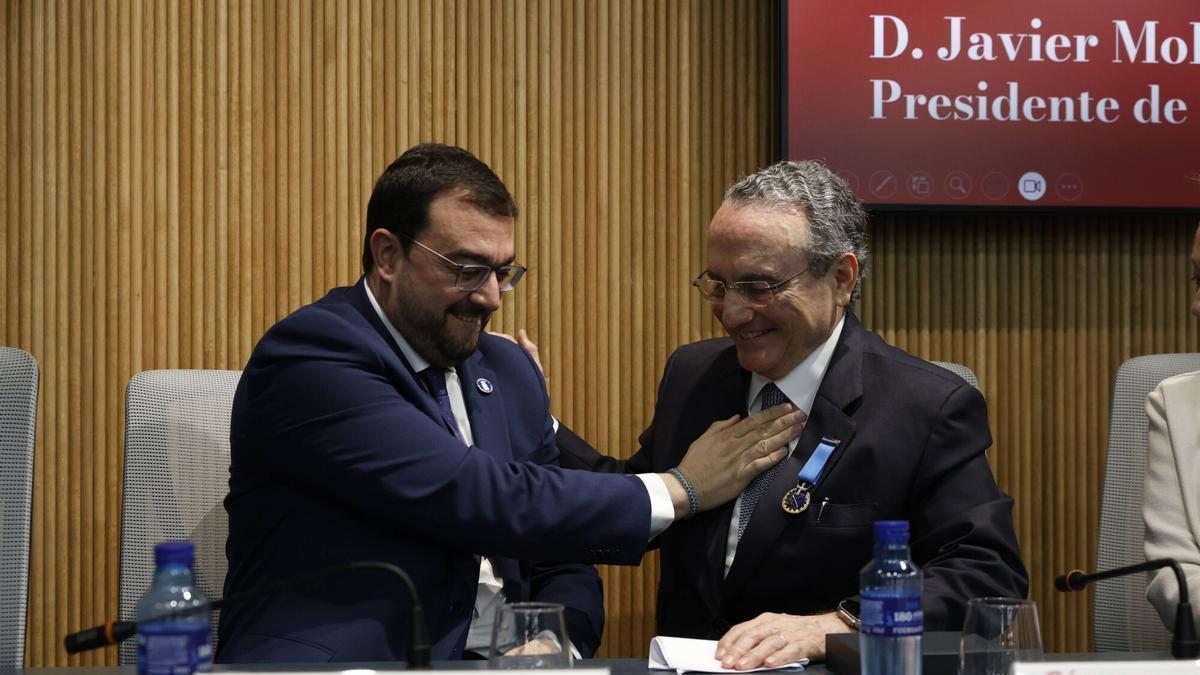 VÍDEO: Adrián Barbón, presidente del Principado: "Aquí no se hace periodismo de trinchera"