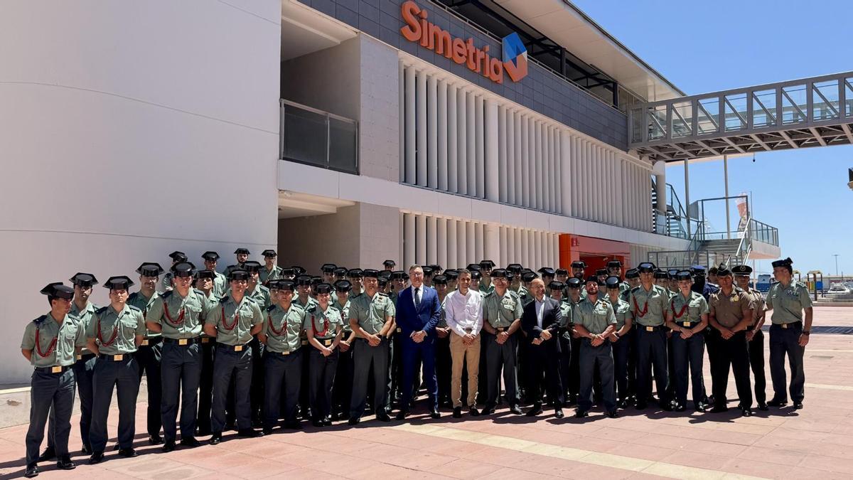 Gabriel Batalla, accionista de Simetría Grupo; José Luis Calle, director general de Casva; y José Miguel Ors, jefe de seguridad de Casva, los anfitriones.
