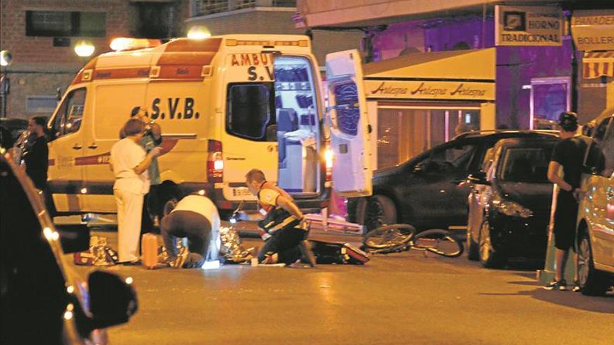 5 ciclistas heridos en dos accidentes en Burriana y Cabanes