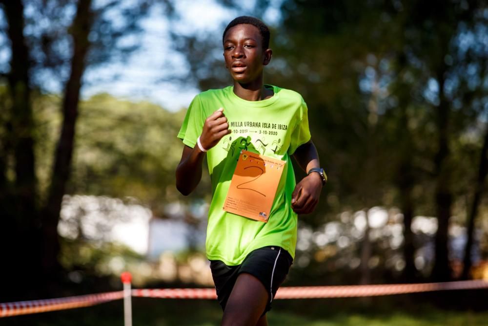 El circuito de cross de Buscastell acogió este sábado la primera prueba de campo a través de la temporada en Ibiza para categorías inferiores