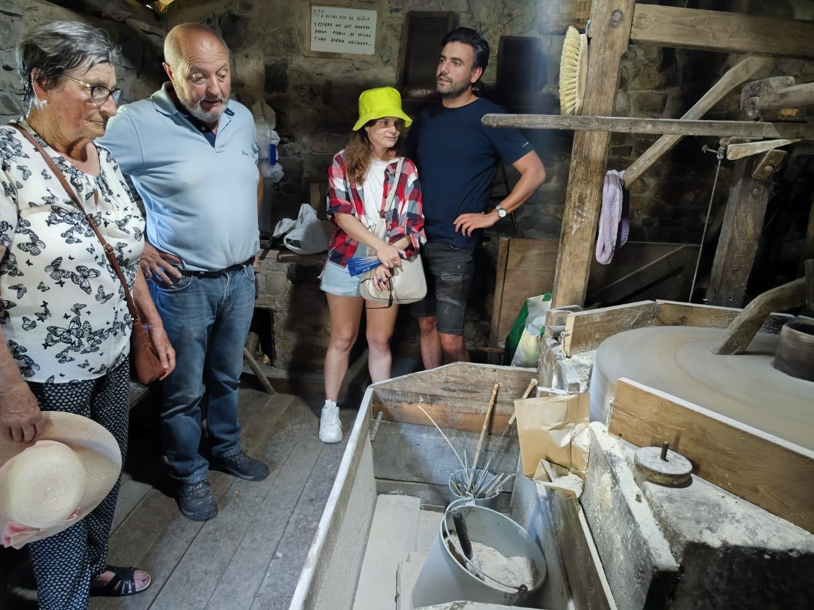 Escasez de figos, pero gran ambiente: así se ha vivido la feria de Rozaes