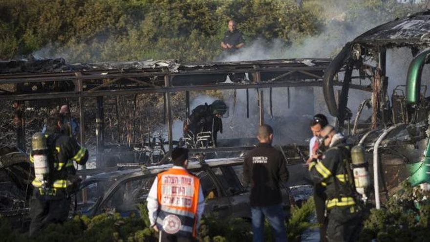 Ataque bomba en un autobús en Jerusalén