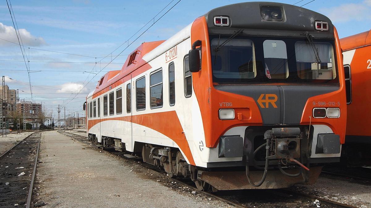 Uno de los trenes de la línea Zaragoza-Lérida, en una imagen de archivo.