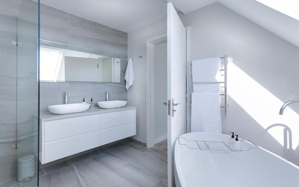 Cómo limpiar el baño en menos de 20 minutos con productos naturales
