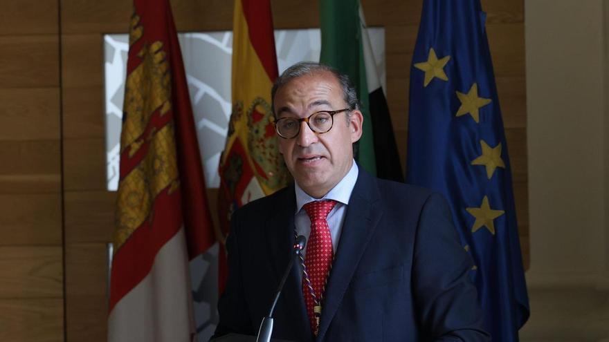 Cáceres busca dos jefes para áreas sensibles del ayuntamient