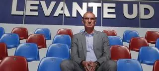 Vicente Latorre: "Al Levante UD sólo le falta una masa social de 20.000 aficionados"