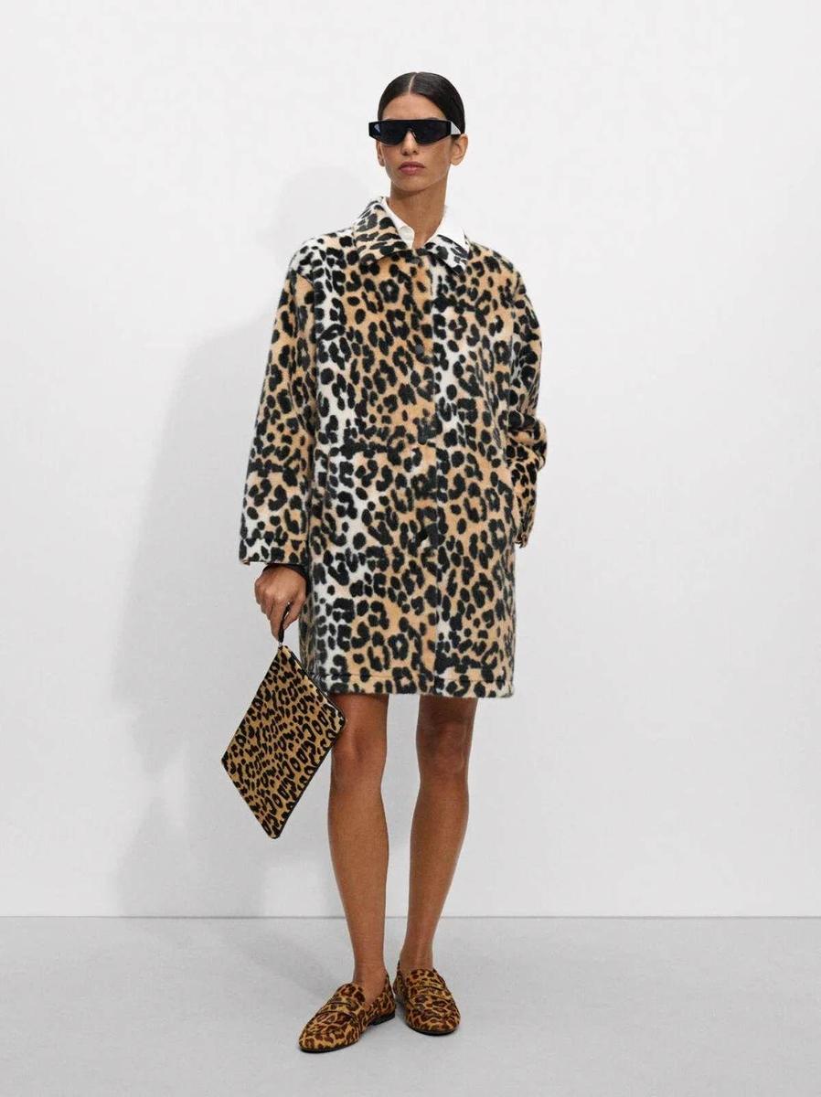 Abrigo estampado leopardo