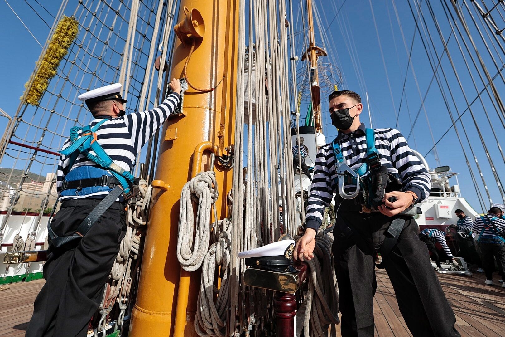 Llegada al Puerto de Santa Cruz del buque escuela mejicano Cuauhtémoc