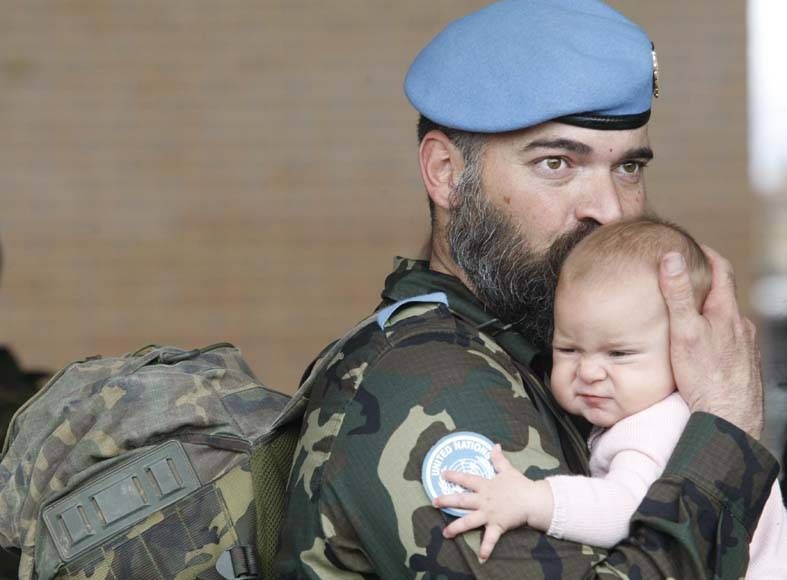 El primer contigente de la brigada sale hacia el Líbano