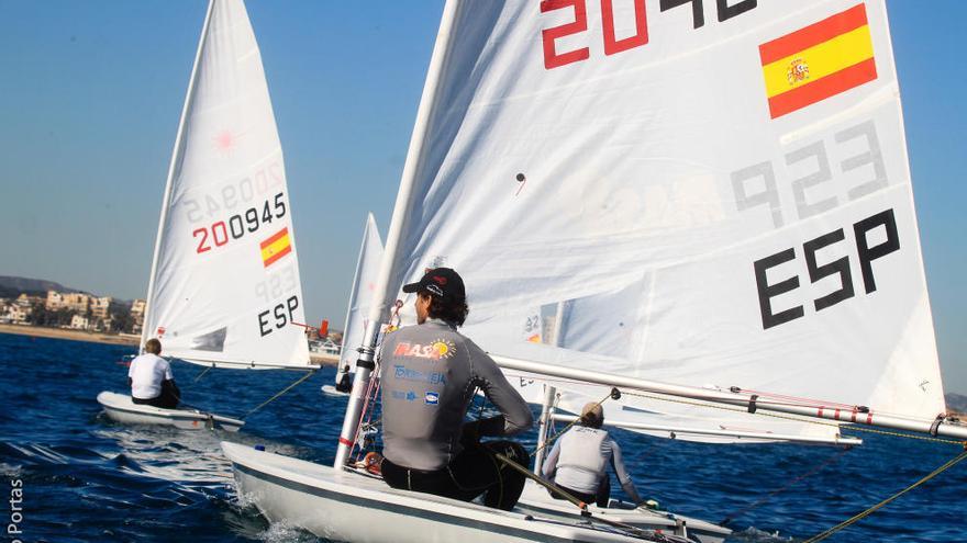 La flota de Láser se cita en Torrevieja