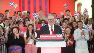 Los laboristas barren a los conservadores con una histórica mayoría en las elecciones del Reino Unido