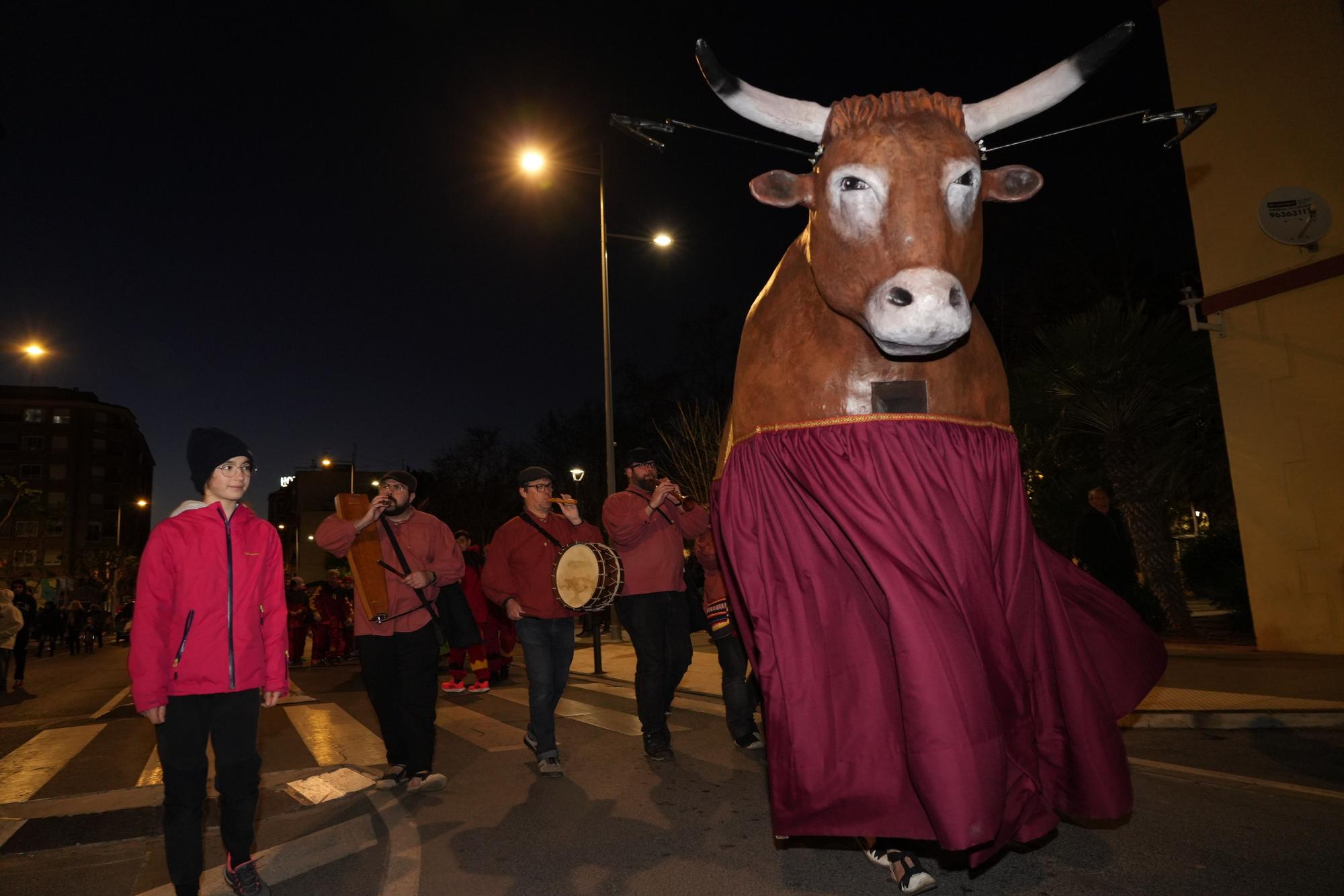 Las mejores imágenes del bestiari por Sant Antoni en el Grau