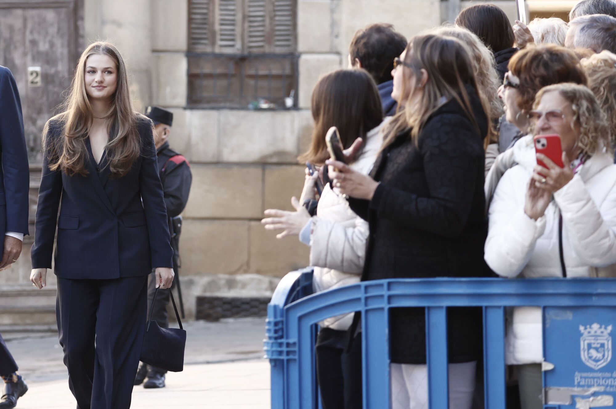 EN IMÁGENES: Leonor se da un baño de multitudes en su estreno como Princesa de Viana