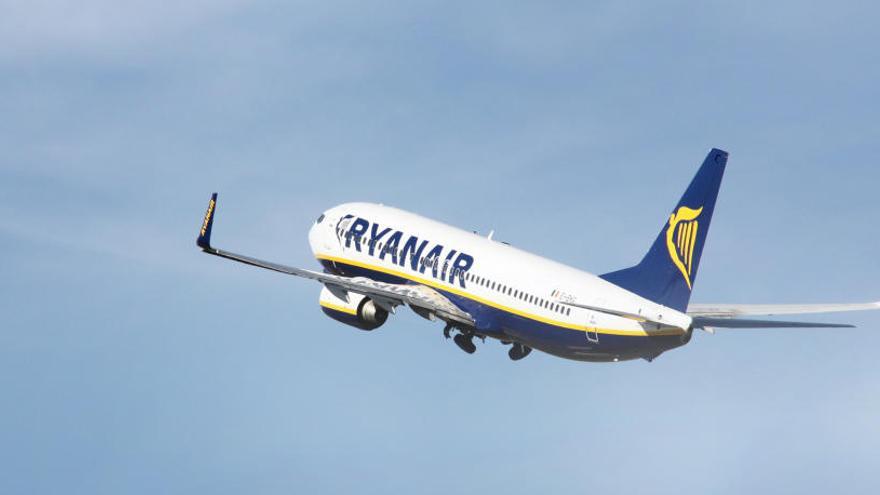 Dos avions de Ryanair van estar en risc de xocar en ple vol sobre Pamplona