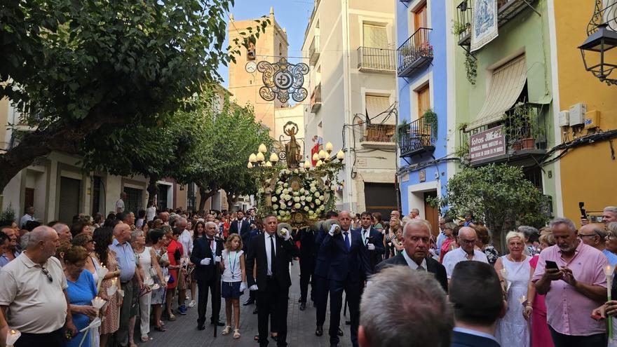 La Vila honra a su patrona Santa Marta