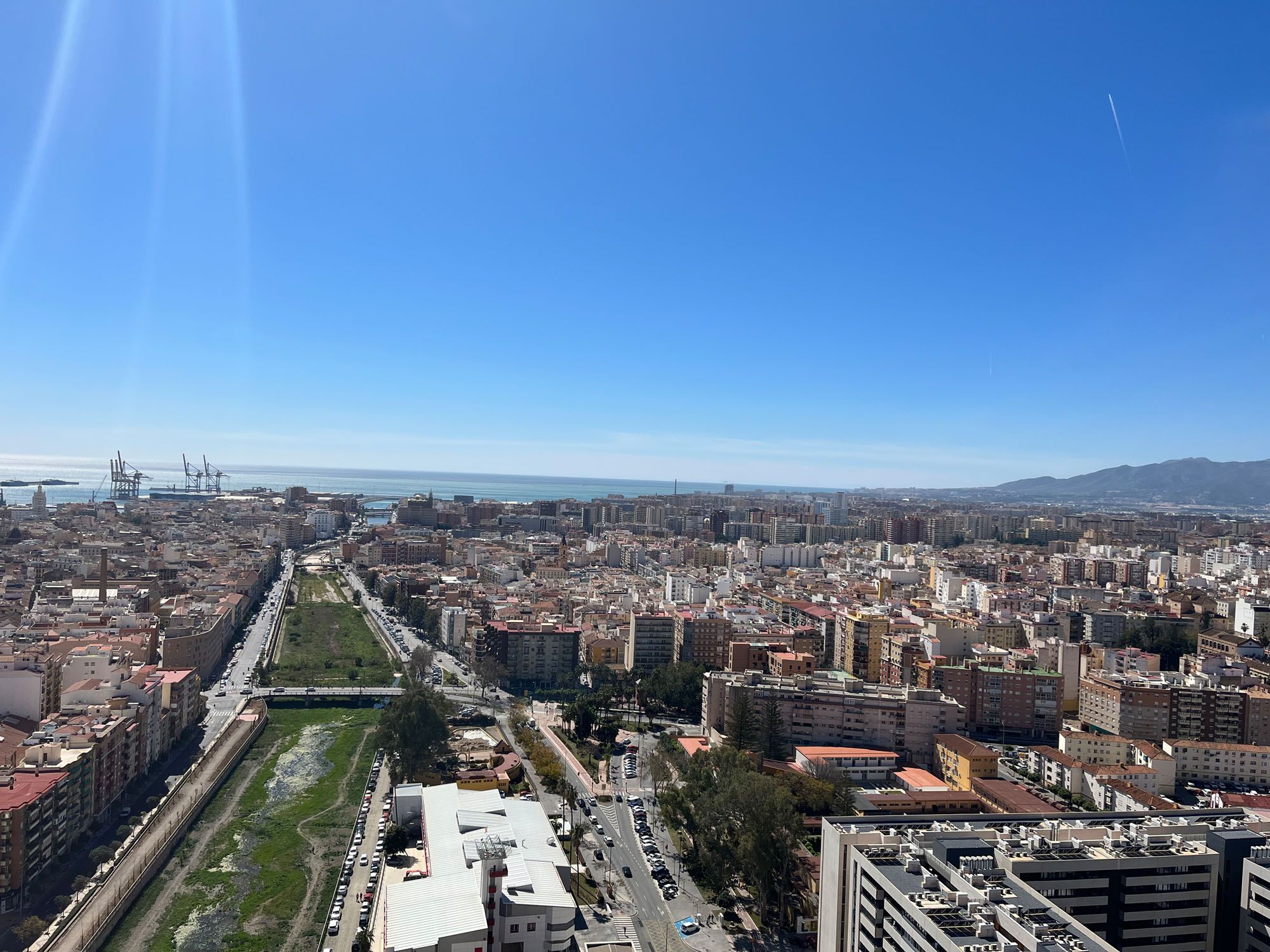 Así son las torres de Martiricos por dentro y las vistas de Málaga desde ellas