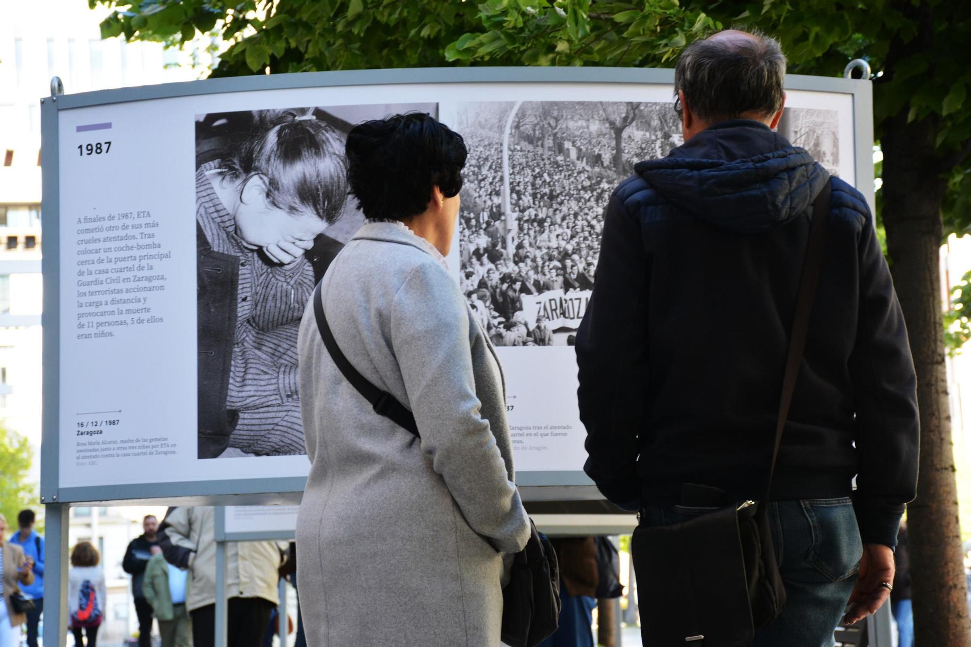 EN IMÁGENES | Zaragoza acoge la exposición 'La voz de las manos blancas', en homenaje a las víctimas de ETA