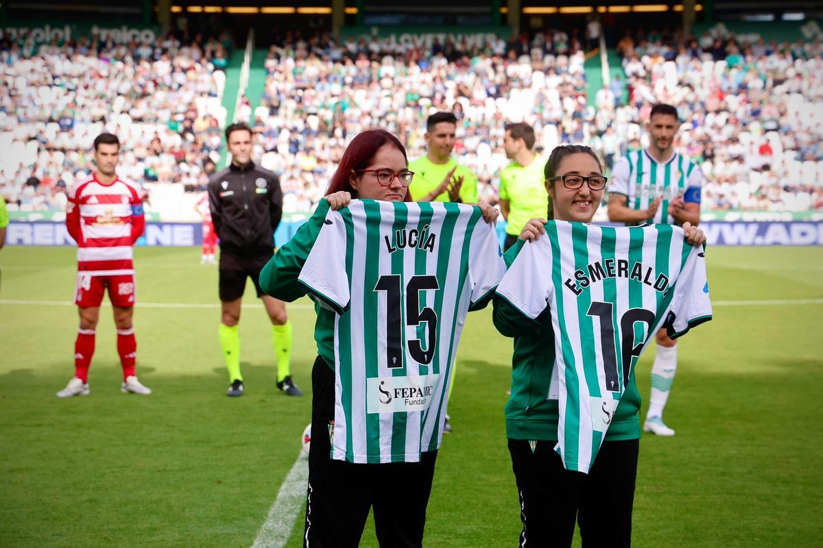 Córdoba CF-Granada | Las imágenes del partido de LaLiga Hypermotion