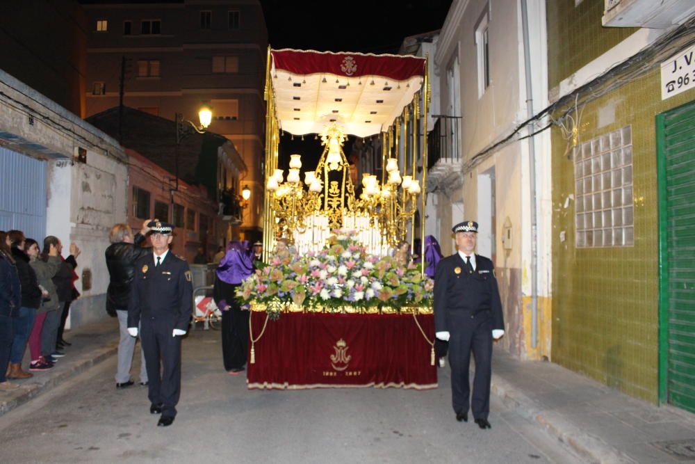 En el Canyamelar también desfiló la Dolorosa.