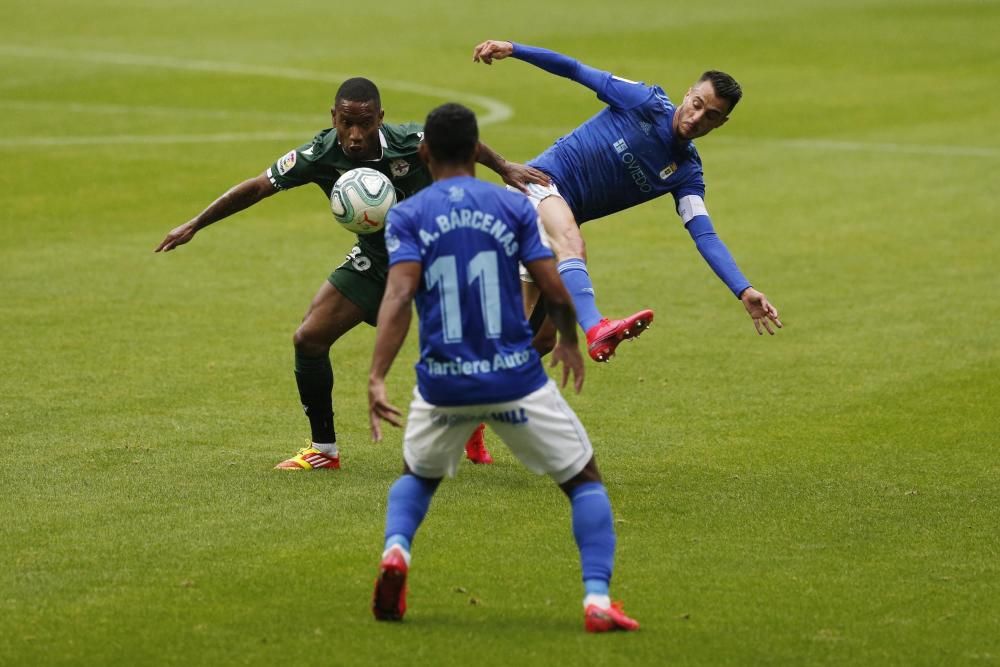 El partido del Oviedo, en imágenes