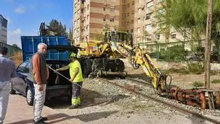 Llegan a Lorca las máquinas para la retirada de las vías