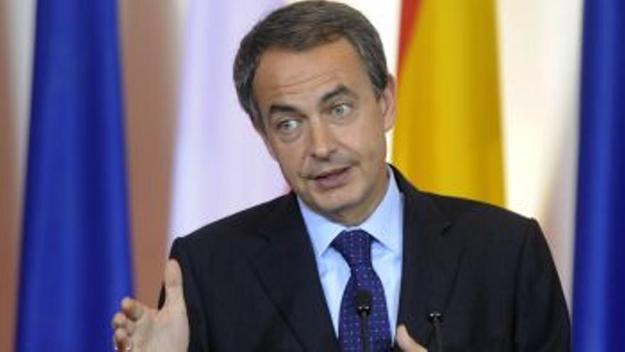 Zapatero asegura que &quot;la situación del &#039;Alakrana&#039; puede estar encauzada&quot; y pide prudencia